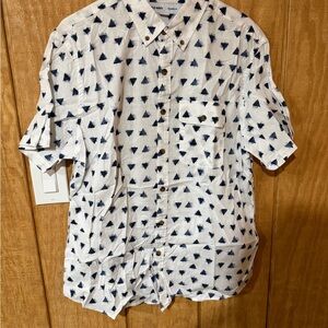 Old Navy Men's Casual White and Navy Triangle Shirt